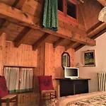 Farinati Oda ve Kahvaltı 3*